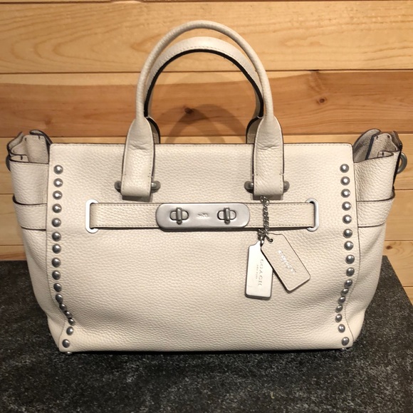 Coach Handbags - 🛑NO TOUCHY! TRADED! 🛑Coach Studded Rivet Swagger!!